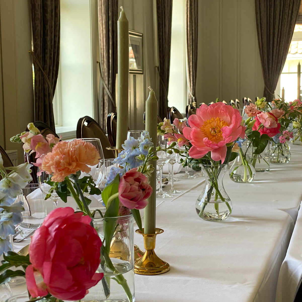 Small vases for table decorations